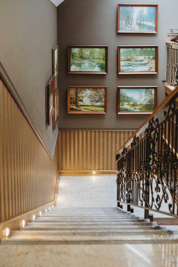 Hotel Kresowiak Семятиче Екстериор снимка